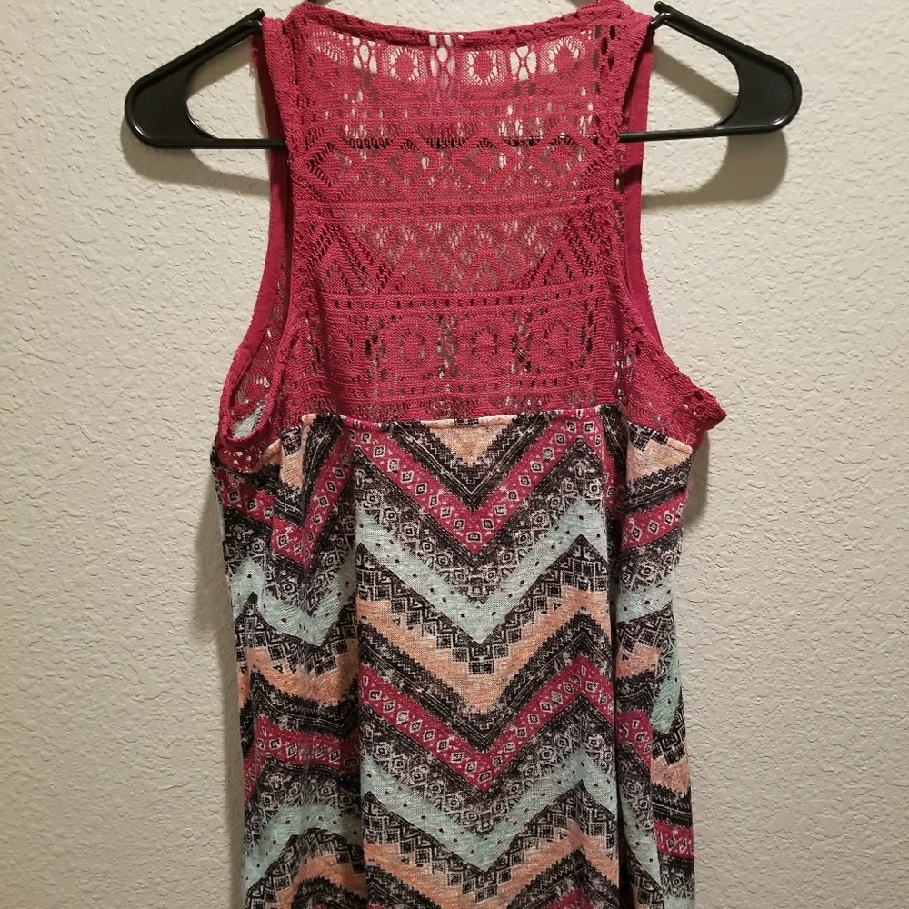 Top - Picture 2 of 2